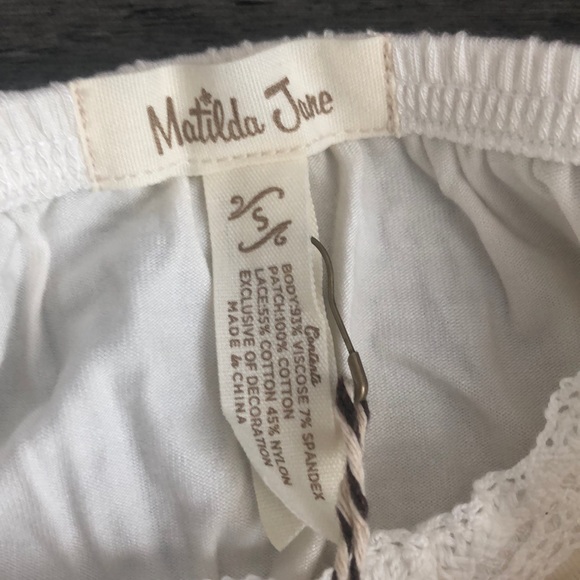 Matilda Jane Ivory Woman’s top extender - Picture 5 of 9